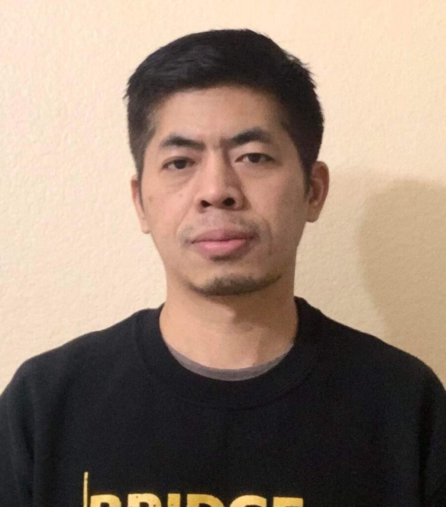 Pu Dongno, Executive Director